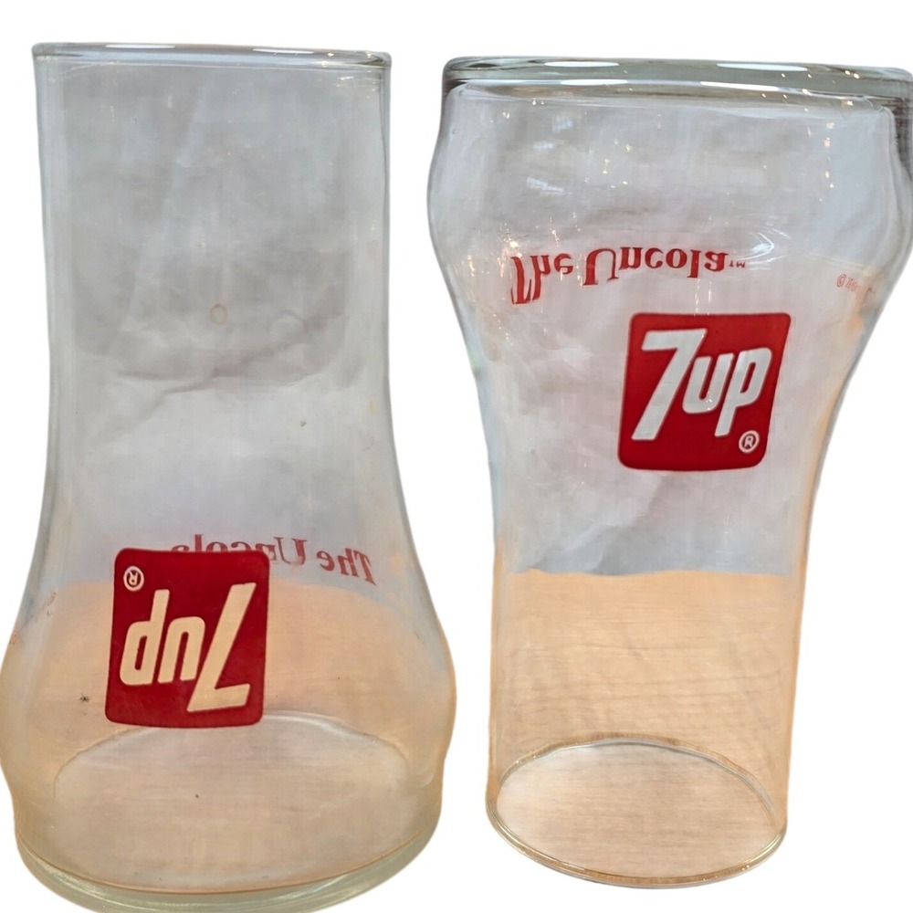 Set of 2 Seven Up Glasses - the Uncola Vintage 1970s Retro MCM